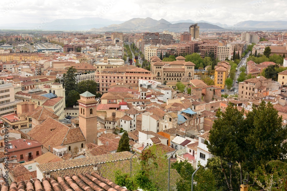 Vista de la parte nueva de Granada desde el Albaicín