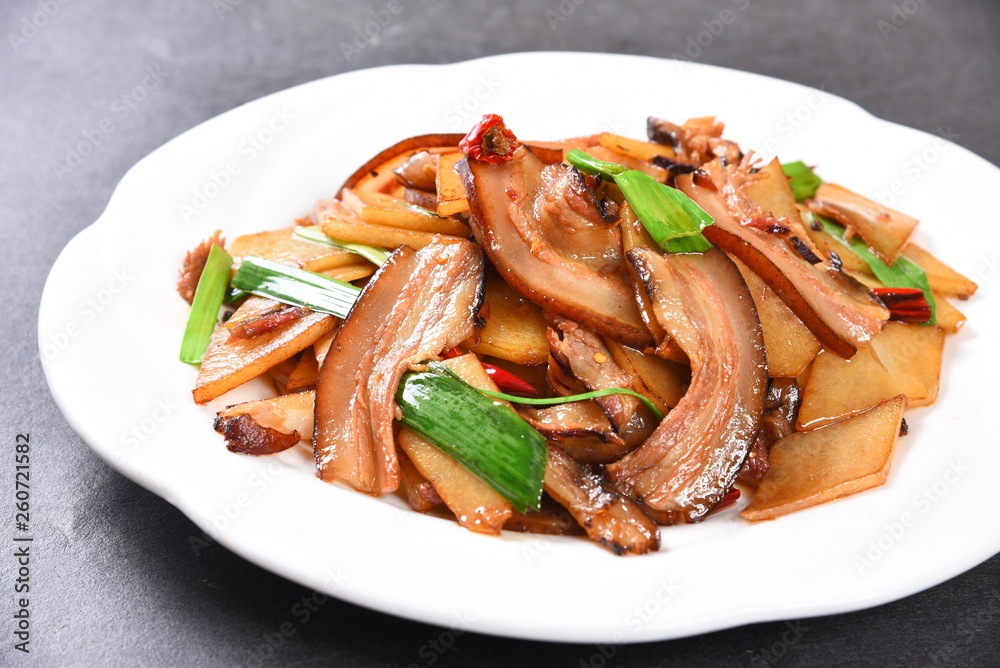 grilled sausages with potatoes and vegetables
