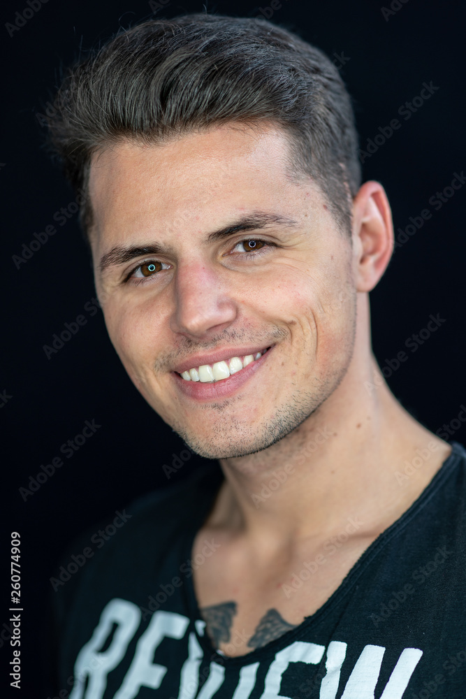 Obraz premium Portrait eines jungen Mannes