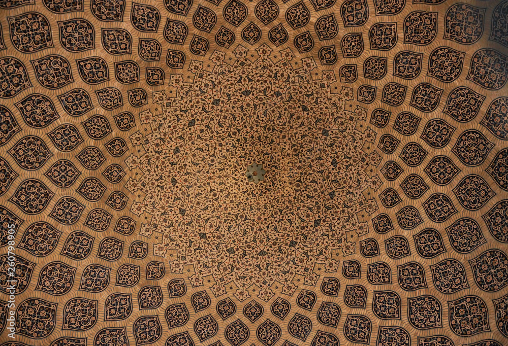 kolorowa mozaika dekoracyjna we wnętrzu starego meczetu w iranie - obrazy, fototapety, plakaty 