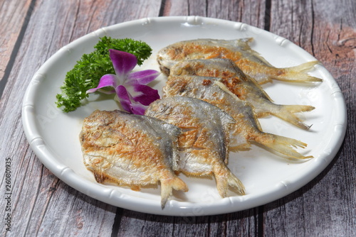 fried fish with vegetables