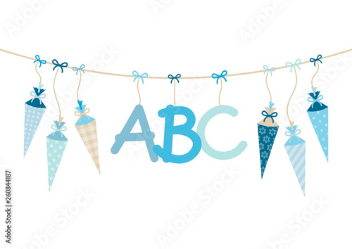 Hängende Bunte Schultüten & ABC Junge Blau