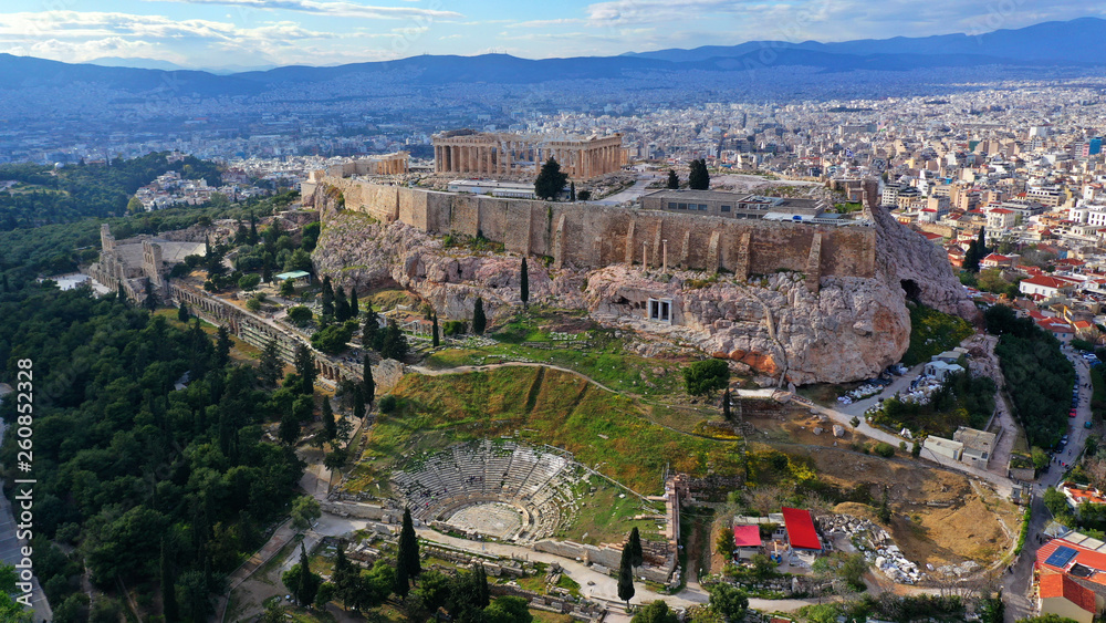 Fototapeta premium acropolis,aerial,ancient,antique,archeology,architecture,athena,athens,attraction,blue,building,capital,civilization,classical,colonnade,column,columns,culture,drone,europe,european,facade,famous,grec