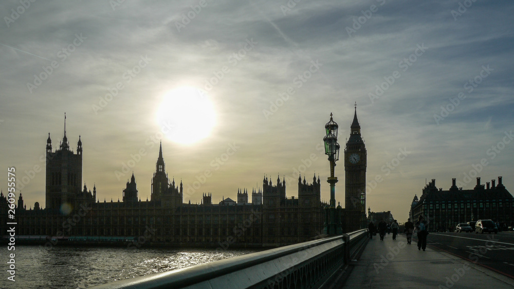 Obraz premium Silhouette UK Parliament