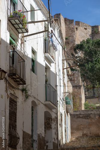 Fototapeta Naklejka Na Ścianę i Meble -  Turismo en la ciudad de Tortosa - Tarragona