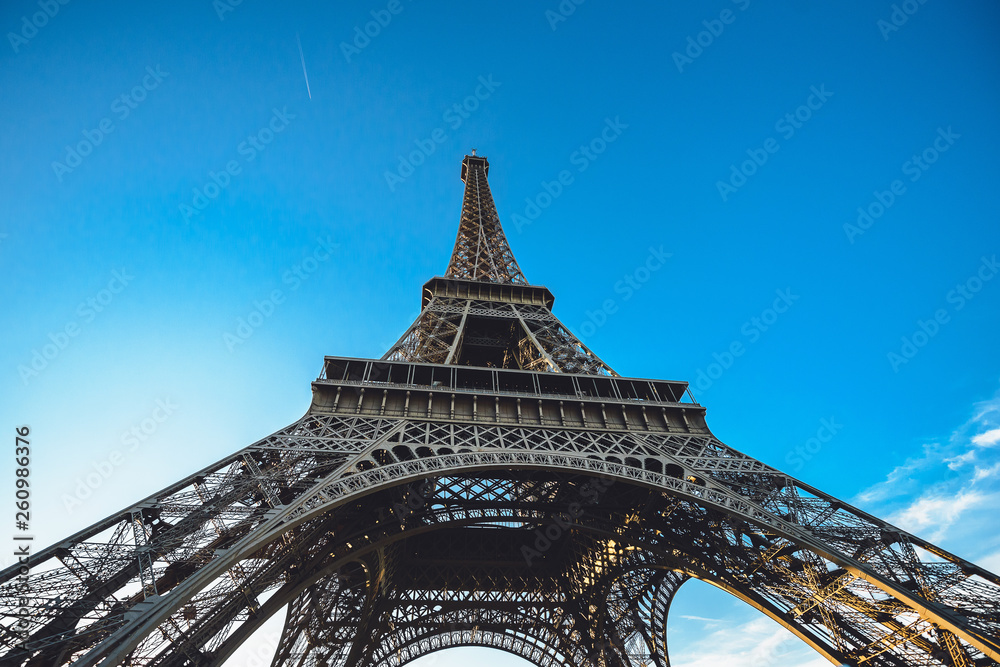 Paris, Eiffel tower - obrazy, fototapety, plakaty 