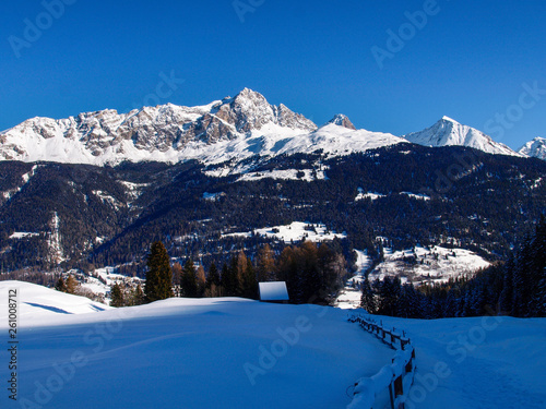 Savognin: region, snow-covered mountains and ski slopes