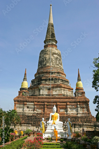 Wat Yai Chai-mongkol in Ayutthaya © pwmotion