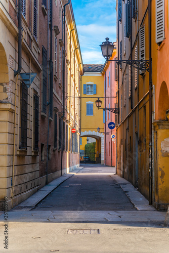 Fototapeta Naklejka Na Ścianę i Meble -  Modena town in Italy