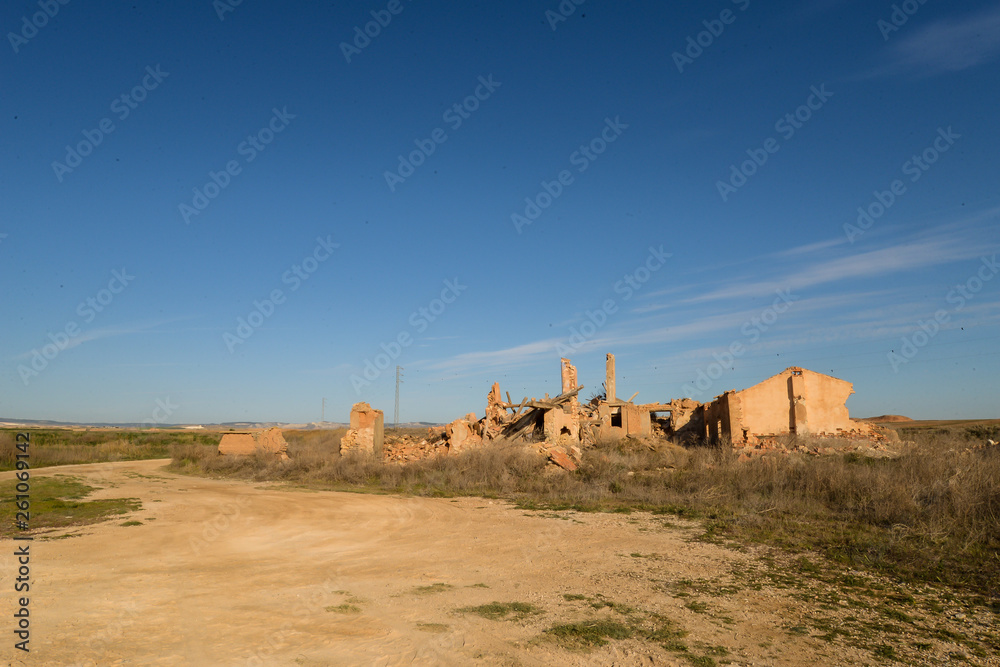 Fototapeta premium The old farmhouses - Aragon - Spain