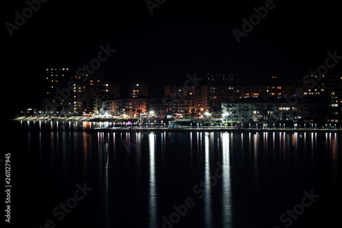 city at night © banusevim
