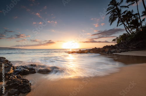 Billede på lærred Maui Sunset beach cove