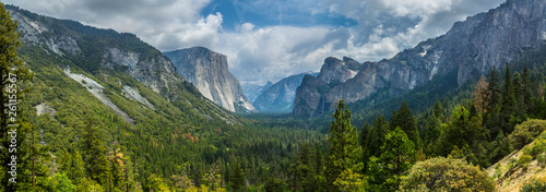 Fototapeta Naklejka Na Ścianę i Meble -  Yosemite National Park Panorama-01
