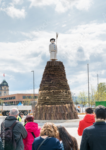 Принти на полотні Zurich, ZH / Switzerland - April 8, 2019: people gathering at the Sechselauten s
