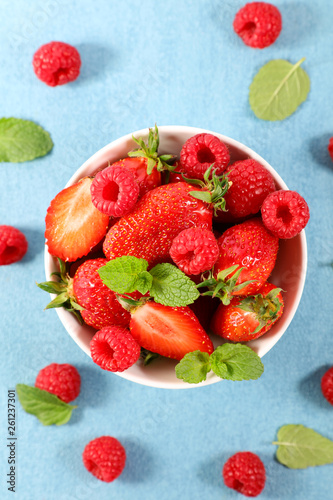 berry fruit bowl