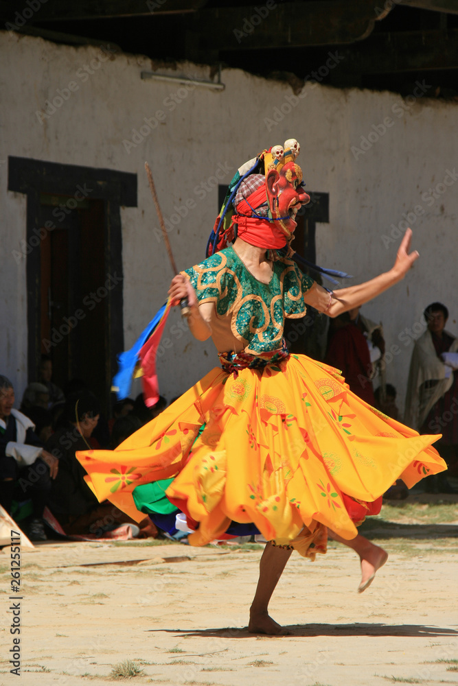 Dancer at a religious festival in Gangtey (Bhutan) Dancer at a religious festival in Gangtey (Bhutan)