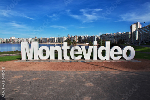 Obraz na płótnie Montevideo, Uruguay w salonie