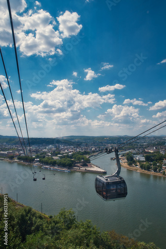 Seilbahn Blick auf den Rhein und Koblenz Rheinland Pfalz