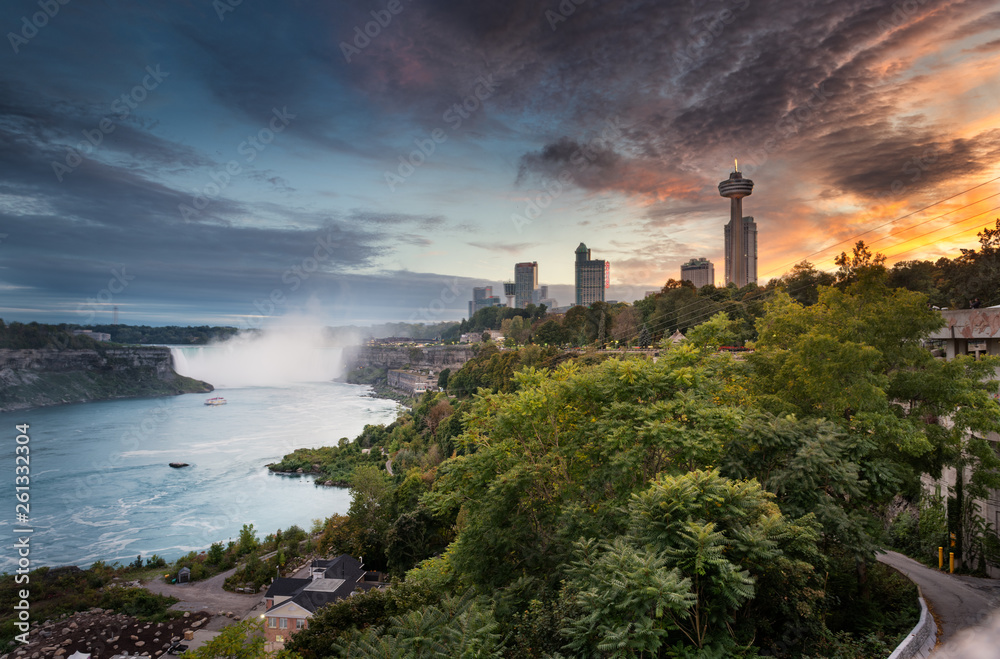 Niagara Falls by night from Canada