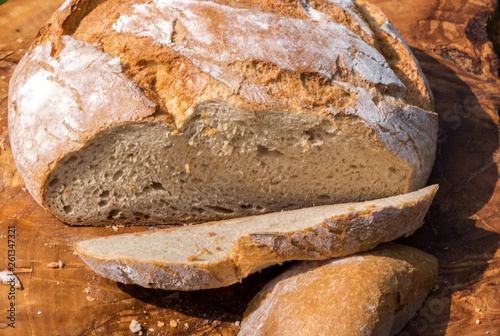 Leib Brot geschnitten