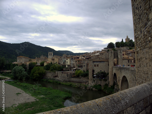 Besalu 5