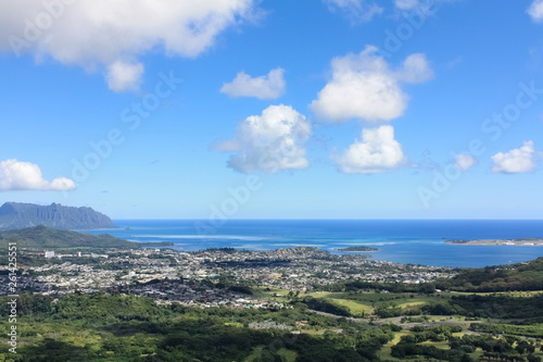 hawaii pali lookout scenery © chungking