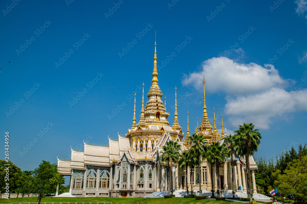 Naklejka premium Non Kum Temple or Wat Luang Pho To Located on Mittraphap Road, Sikhio District.