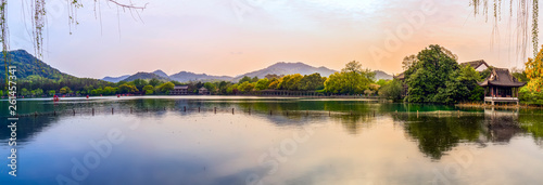 The Beautiful Landscape and Architectural Landscape of West Lake in Hangzhou..