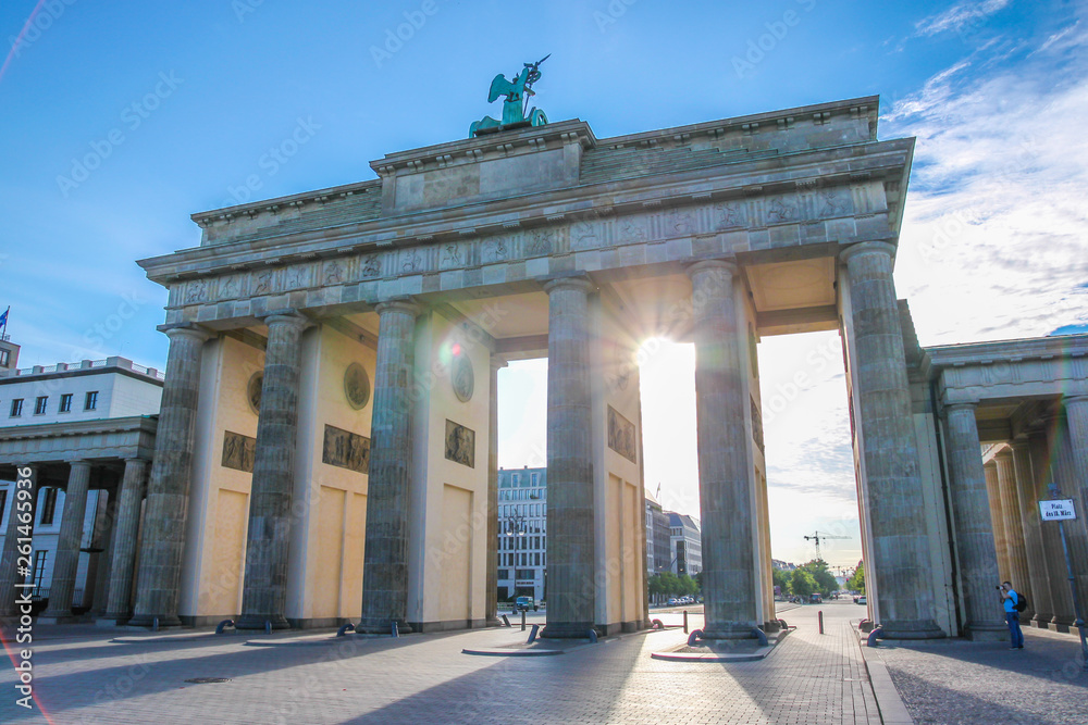 Fototapeta premium Słynna Brama Brandenburska, Berlin, Niemcy