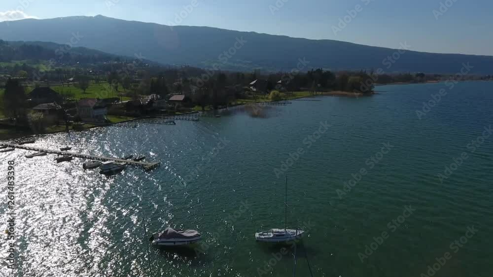 Les berges de Duingt, vue par drone Les berges de Duingt, vue par drone