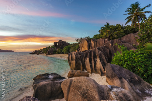 romantic sunset in paradise, anse source d'argent, la digue, seychelles 9 © Christian B.