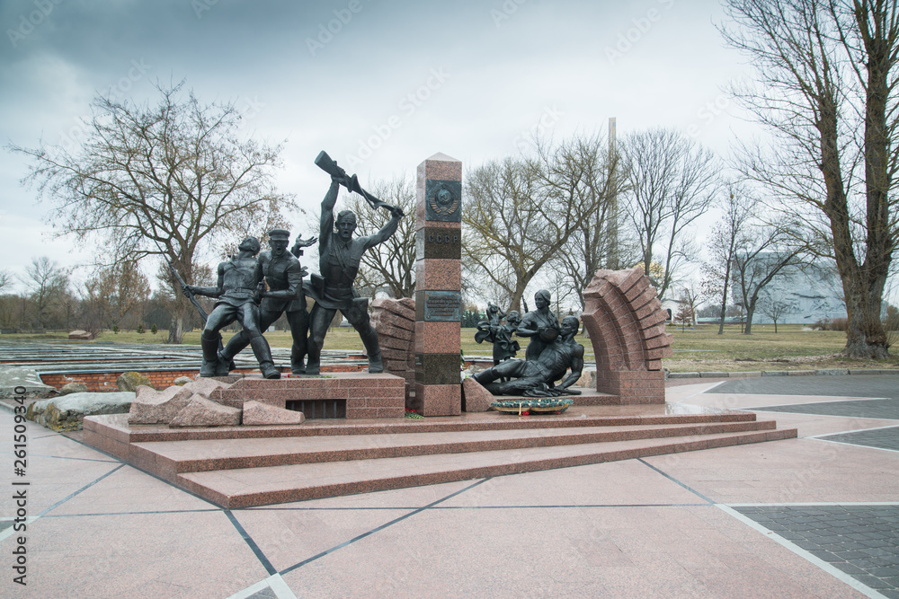 Monument to the Soviet Border Guards in Brest fortress formerly known as Brest-Litovsk Fortress, is a 19th-century Russian fortress in Brestin Brest, Belarus Monument to the Soviet Border Guards in Brest fortress formerly known as Brest-Litovsk Fortress, is a 19th-century Russian fortress in Brestin Brest, Belarus