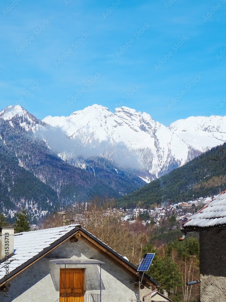 Le alpi Italiane dopo una grande nevicata