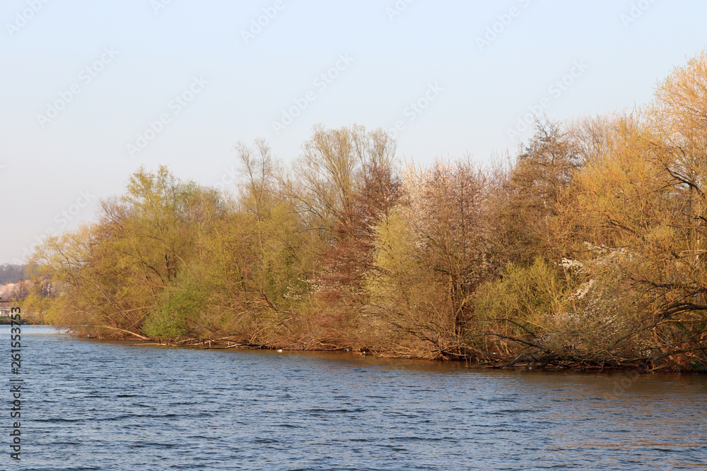 Le long de la Meuse au Pays-Bas Le long de la Meuse au Pays-Bas