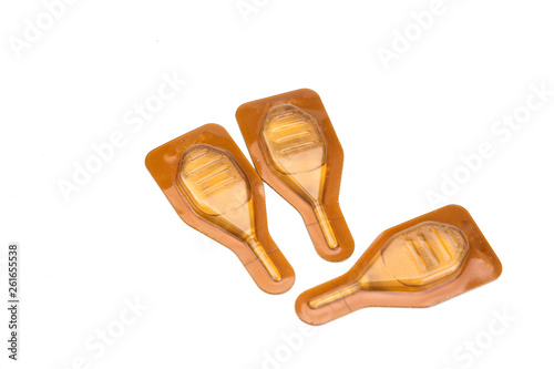 Essential oil spot-on drips for dog to restore skin hydration.