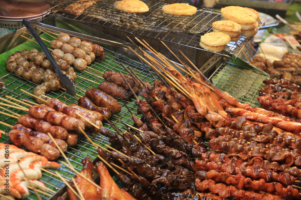 Φωτογραφία Delicious Street Food in Malin Plaza Night Market, Phuket, Thailand