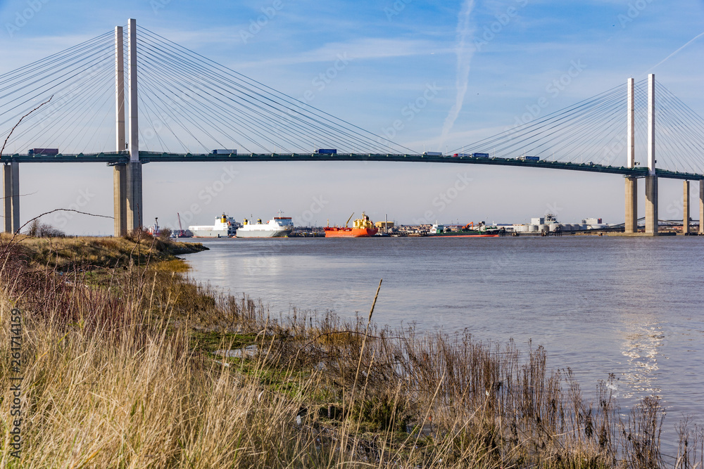 Obraz premium The iconic M25 Queen Elizabeth II Bridge or Dartford Crossing which spans the river Thames in East London