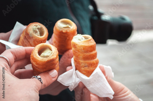 Canolli with Pistacchio