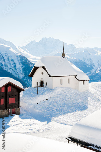 Bettmeralp, Kapelle, Walliser Dorf, Bergdorf, Wallis, Aletschgletscher, Walliser Berge, Alpen, Winter, Wintersport, Schweiz © bill_17