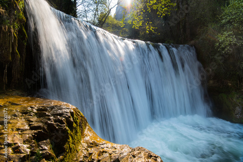 Fototapeta Naklejka Na Ścianę i Meble -  Wasserfall cascade Blanche im Vercors