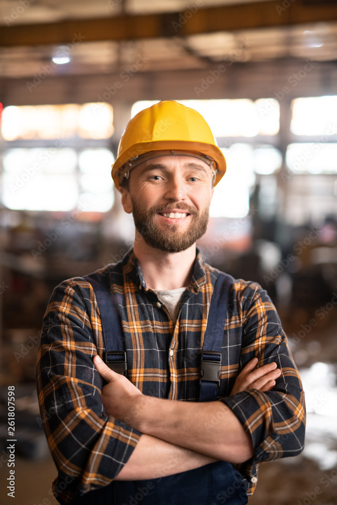 Technician in workshop Technician in workshop