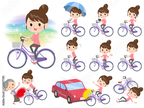 Bun hair mom Pants style_city cycle