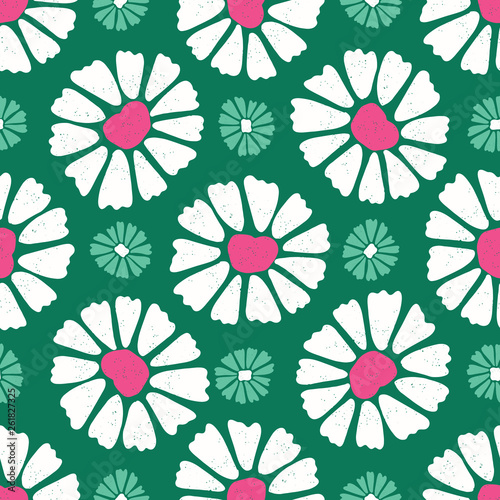 Bold  daisy flower bloom seamless pattern. Stylized 50s retro floral all over print. Pretty feminine fashion style. Trendy scrapbooking paper, wallpaper, garden stationery backdrop. Green, pink, white