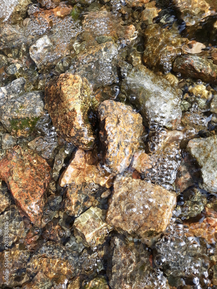 Obraz premium rocks in water