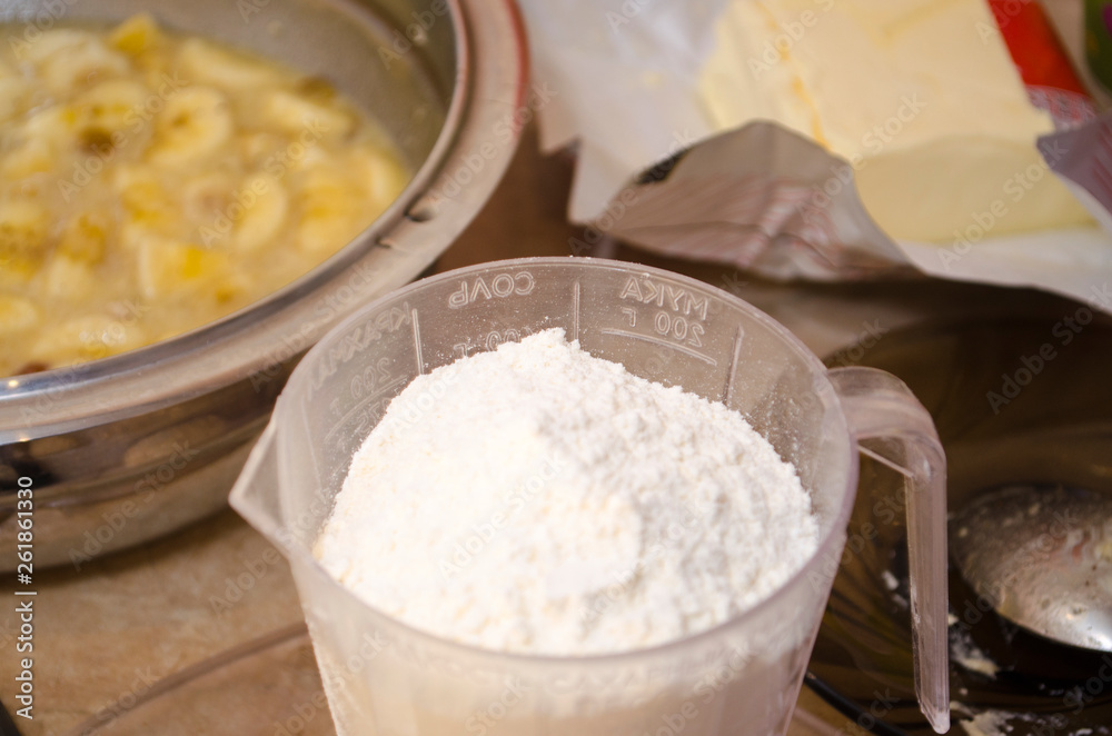 flour in measuring glass