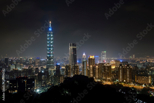 Taipei 101 tower at night, Taiwan © Mick