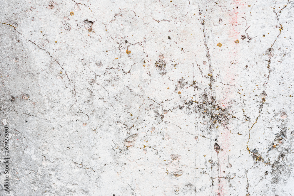 Naklejka premium Wall fragment with scratches and cracks