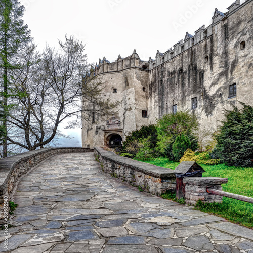 Niedzica Castle photo