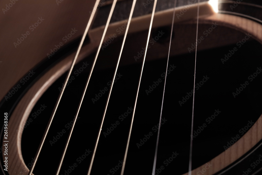 Obraz premium Guitar strings arranged in a neat manner