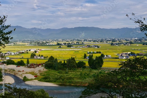 《秋田新幹線の風景》秋田県大仙市